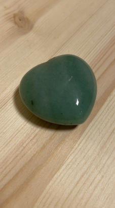 Galet coeur 40 mm Aventurine verte