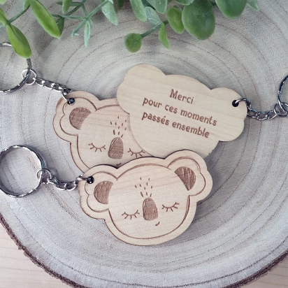 Porte clés en bois gravé Koala Merci fin d'année scolaire La chouette mauve