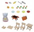 Sylvanian Families – La fille Éléphant son barbecue et Accessoires de Pique-nique