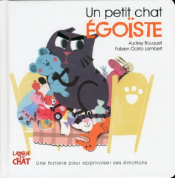 Un petit chat égoïste - Langue au chat